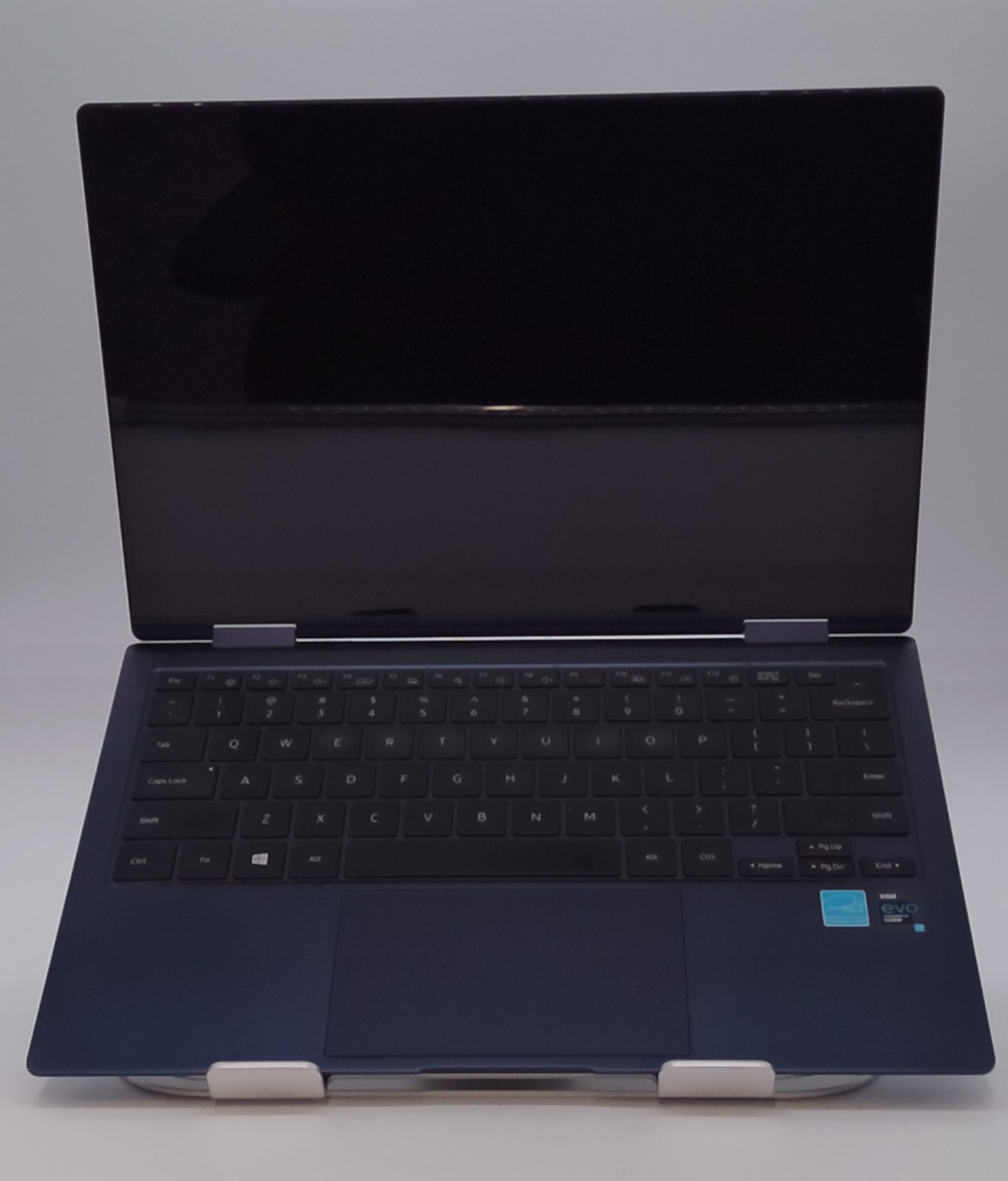 Samsung Galaxy Book Pro 13.3″ FHD Intel Core i7-1165G7 16GB 512GB NVMe USED NOAC