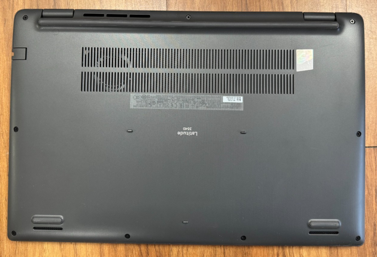 Dell Latitude 3540 i7-1355u 32GB 512GB – Good Shape