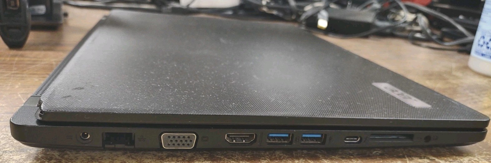 Acer TravelMate P215-53 N19Q8 W/ I7-1165G7, 16GB, 1TB.