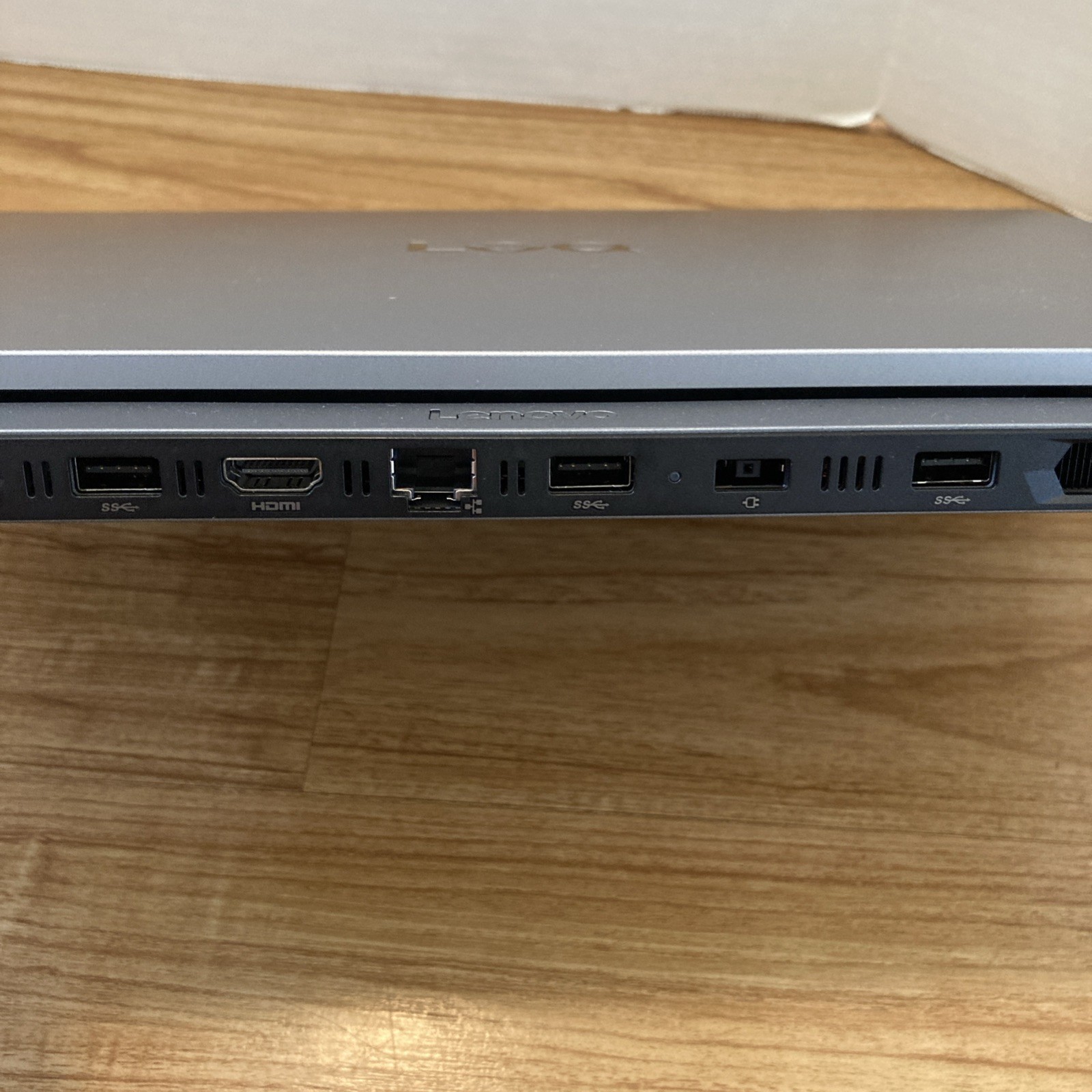 Lenovo 17.3″ LOQ 17 Gaming Laptop 83JH008QUS