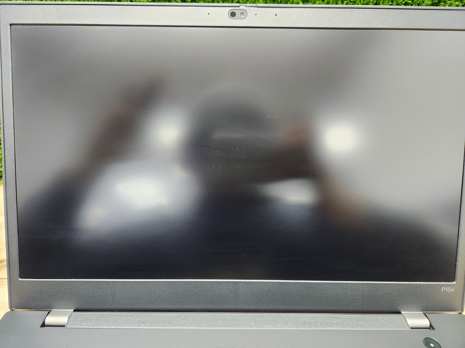 Lenovo ThinkPad P15v Gen 2 15.6″ FHD i7-11800H 16GB Nvi. T600 Windows 11 Pro ~