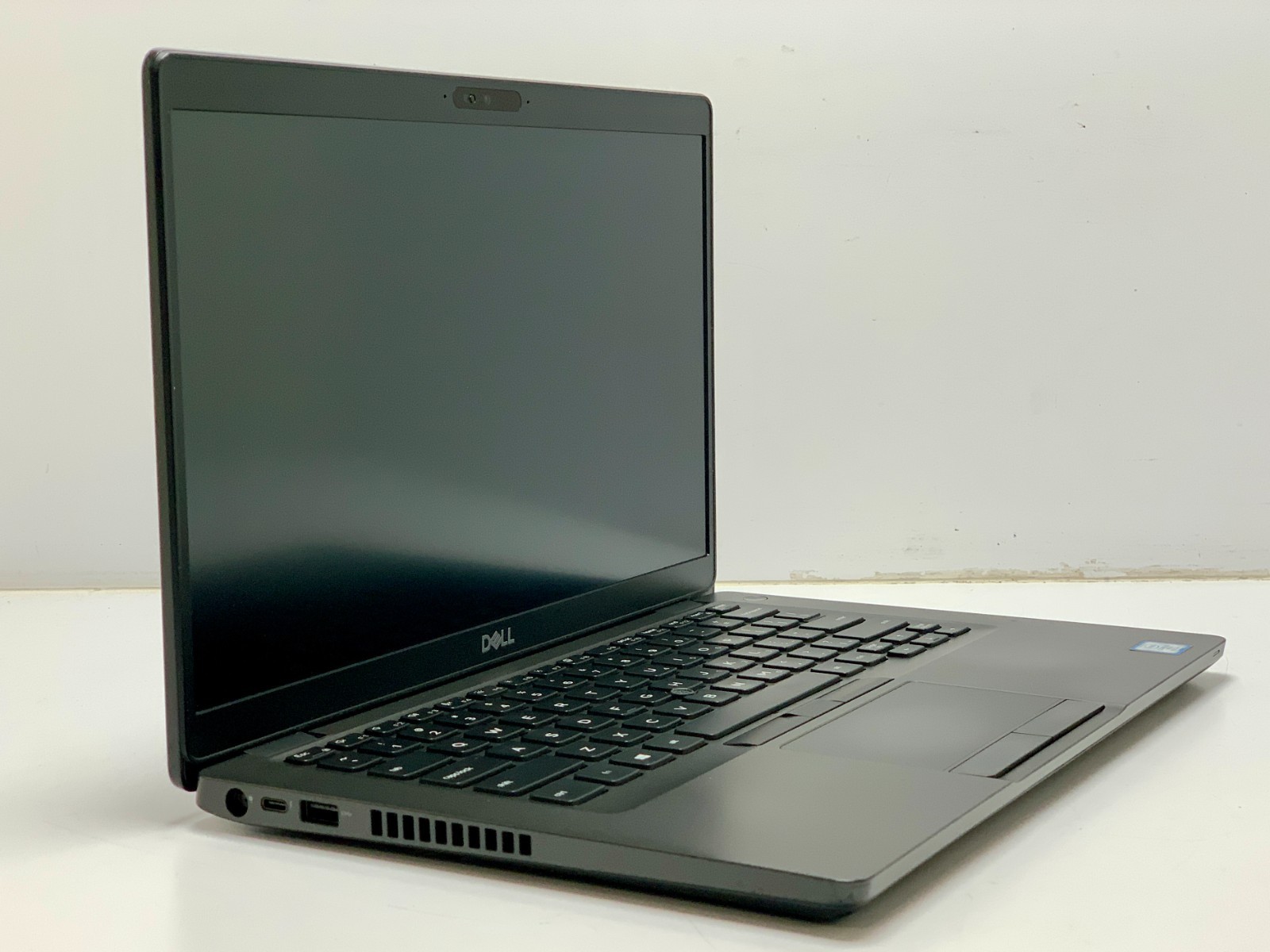 Dell Latitude 5400 | i5-8365 | 8GB RAM | 256GB NVMe | LINUX