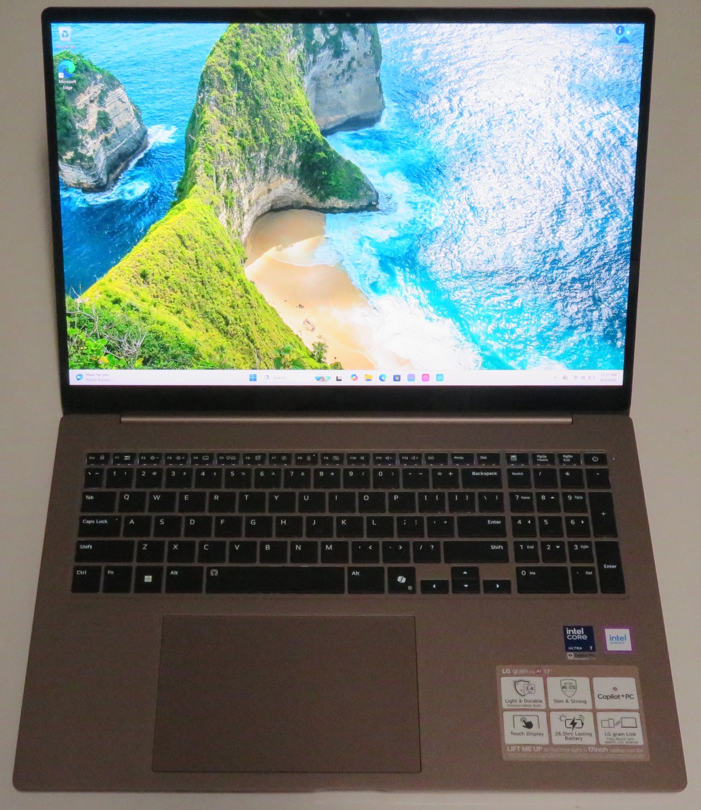 LG gram Max 17″ Touch Laptop Intel Core Ultra 7 355 32GB RAM 1TB Matte Bronze