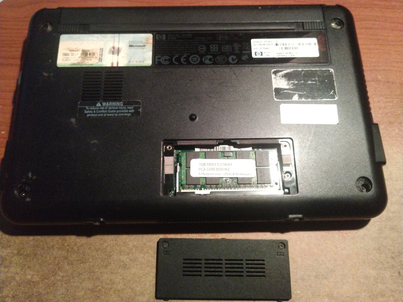 HP Mini 110 10.1″ Netbook Intel Atom Processor Laptop No Hard Drive Unit