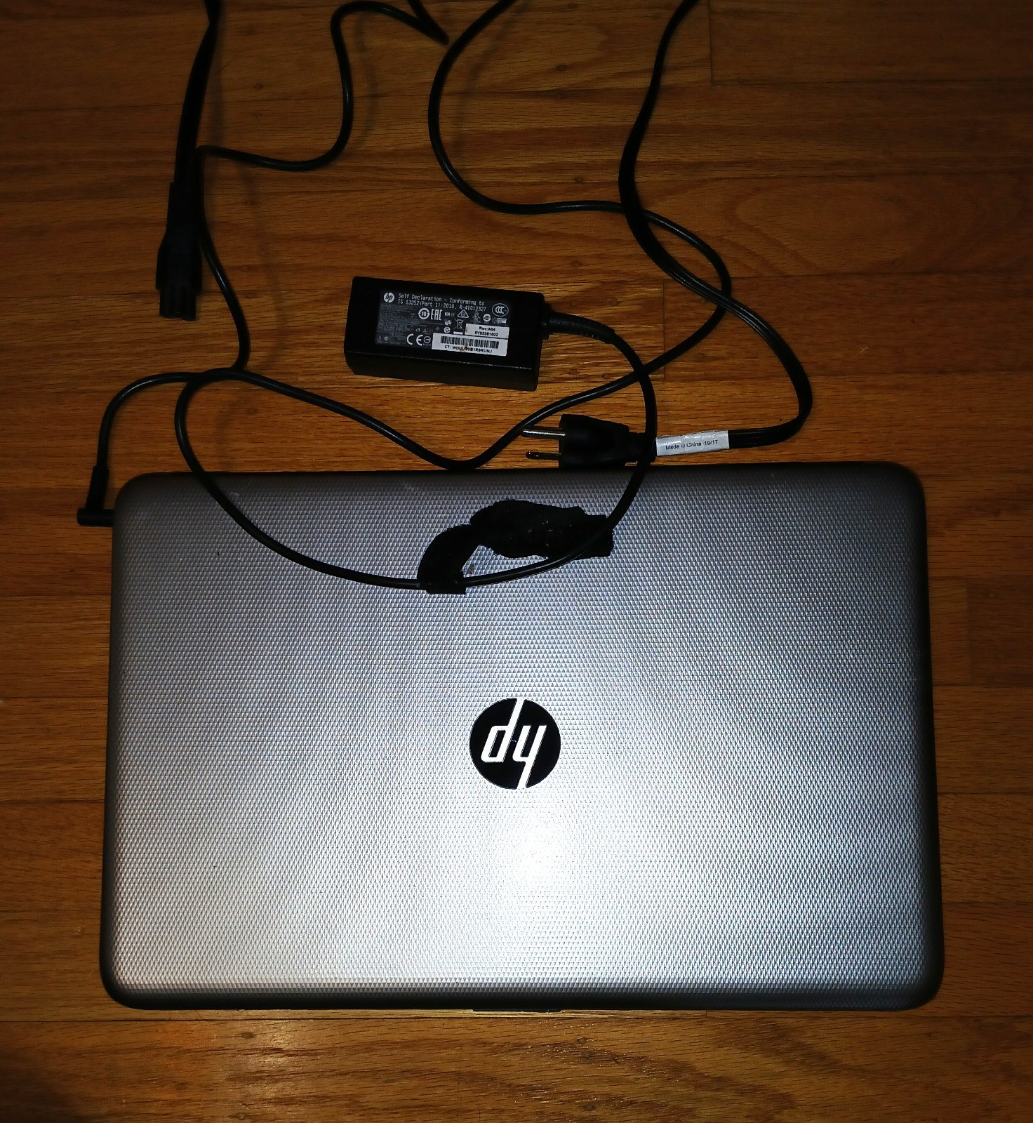HP 15-AF123CL AMD A8-7410 2.2GHZ 4GB RAM 15″ LCD AC Adapter