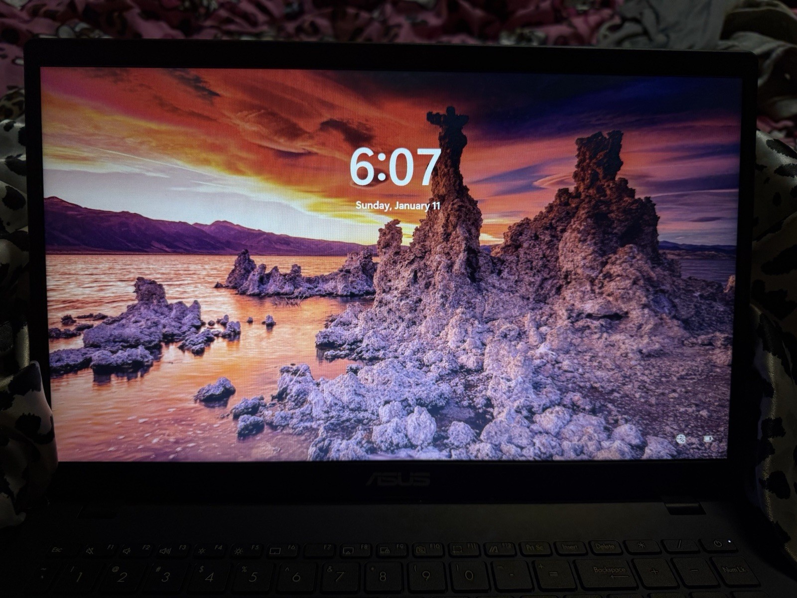 ASUS E510 Computer Laptop intel pentium silver by Sonic master