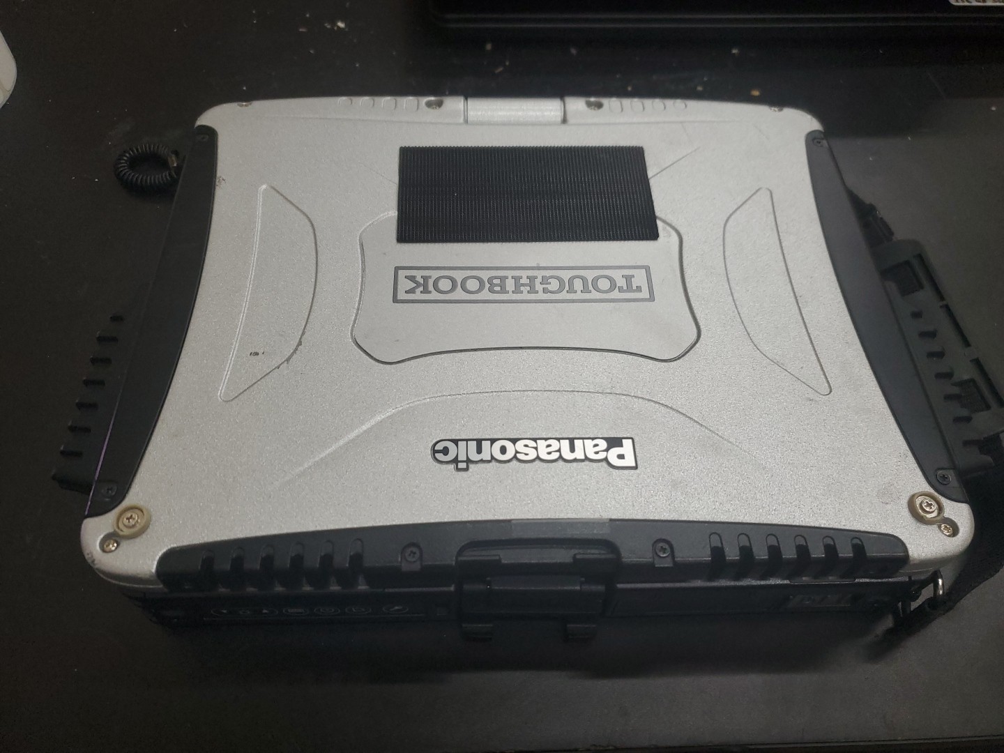 Panasonic Toughbook CF-19, i5-540 @ 1.2GHz, 4GB RAM, NO HD/caddy 6550 Hours