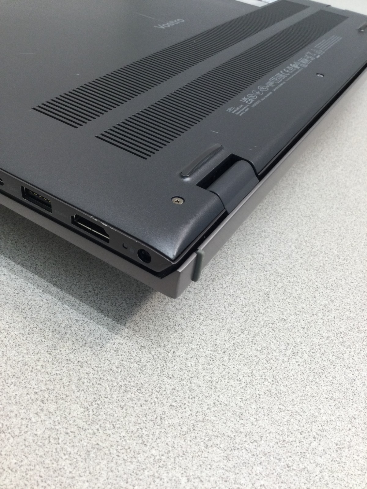 Dell Vostro 14 5410 core i5 11th gen 3.20ghz 256 gb ssd 8gb ram win 11 pro 14”