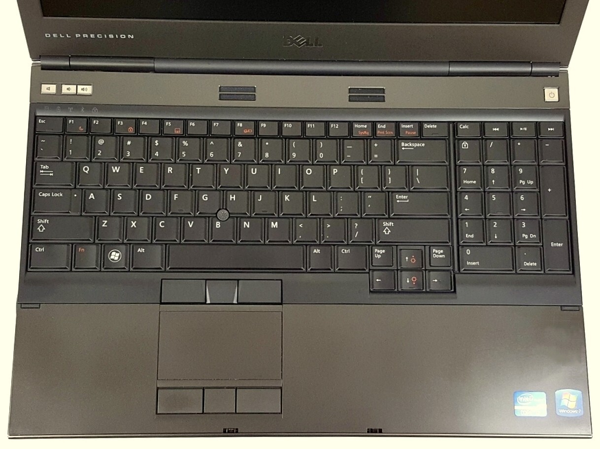 Workstation DELL M4600 15.6 RGB i7-QUAD Fast 3TB SSD DVDRW 32GB Quadro 2000 DOCK
