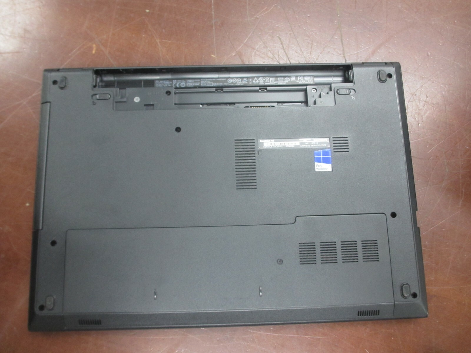 Dell Inspiron 15 3542 i3-4005U 8GB 500GB DVD-RW W-Cam Laptop +AC [NO Battery]