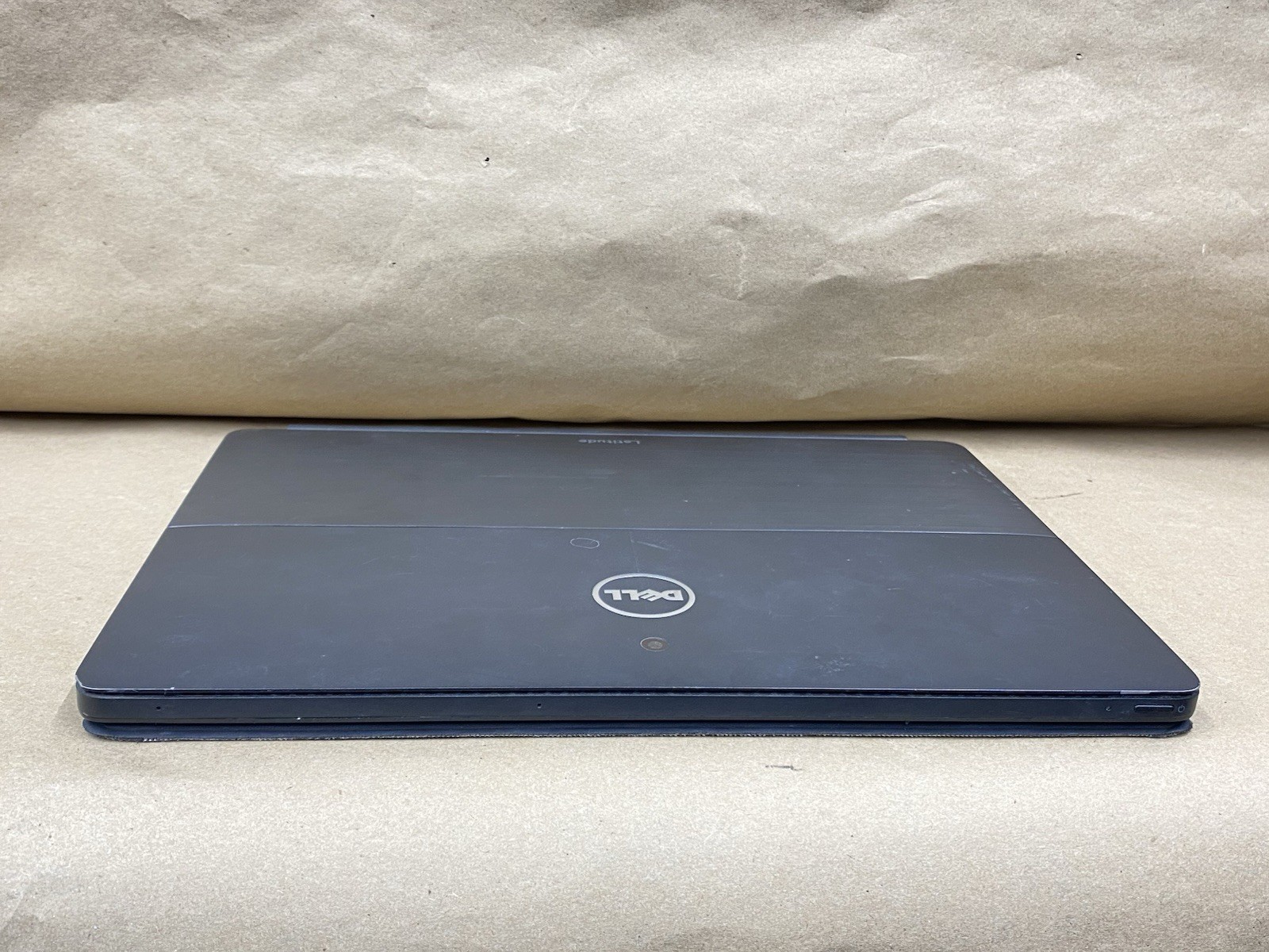 Dell Latitude 5285 – 12″ FHD – Touch – i5-7300U – 8GB – 256GB SSD – Win 10 Pro