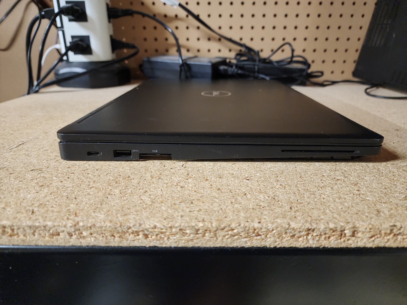 Dell Precision 3530 i5-8400H 2.5GHz No RAM/HDD/OS Quadro P600 GPU #3