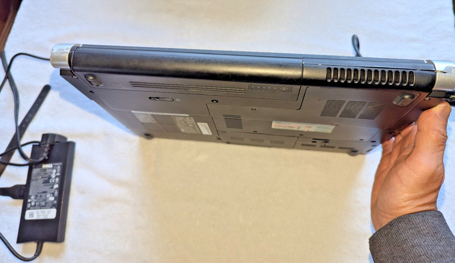 DELL XPS M1530 Laptop Intel(R) Core 2 Duo CPU, 4GB, SSD, Working