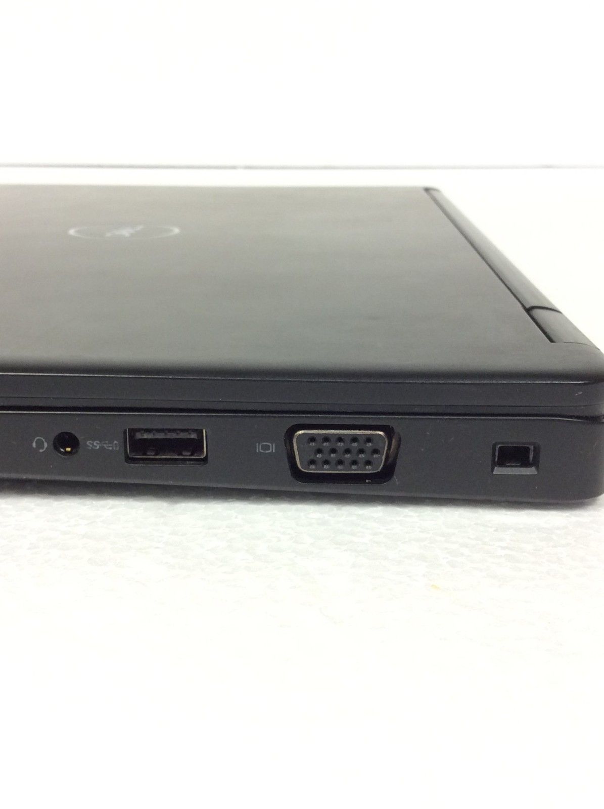 Dell Latitude 5490 laptop i5 8th Gen 14″ w/ 4Gb Ram, Webcam, FREE SHIP, As-Is