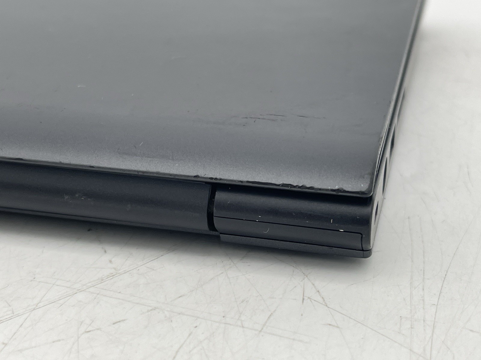 Dell Latitude 3450 14″ Laptop w/ i3-5005U 2.00GHz CPU 4GB DDR3L RAM No HDD