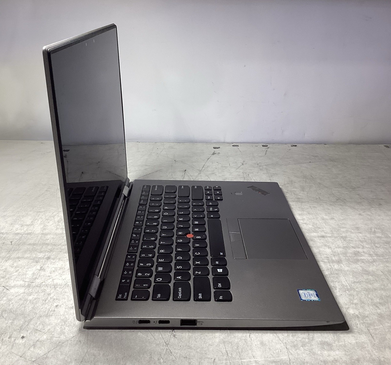 Lenovo ThinkPad X1 Yoga 3rd Gen Core i7-8650U @ 1.90GHz 16GB RAM 512GB SSD
