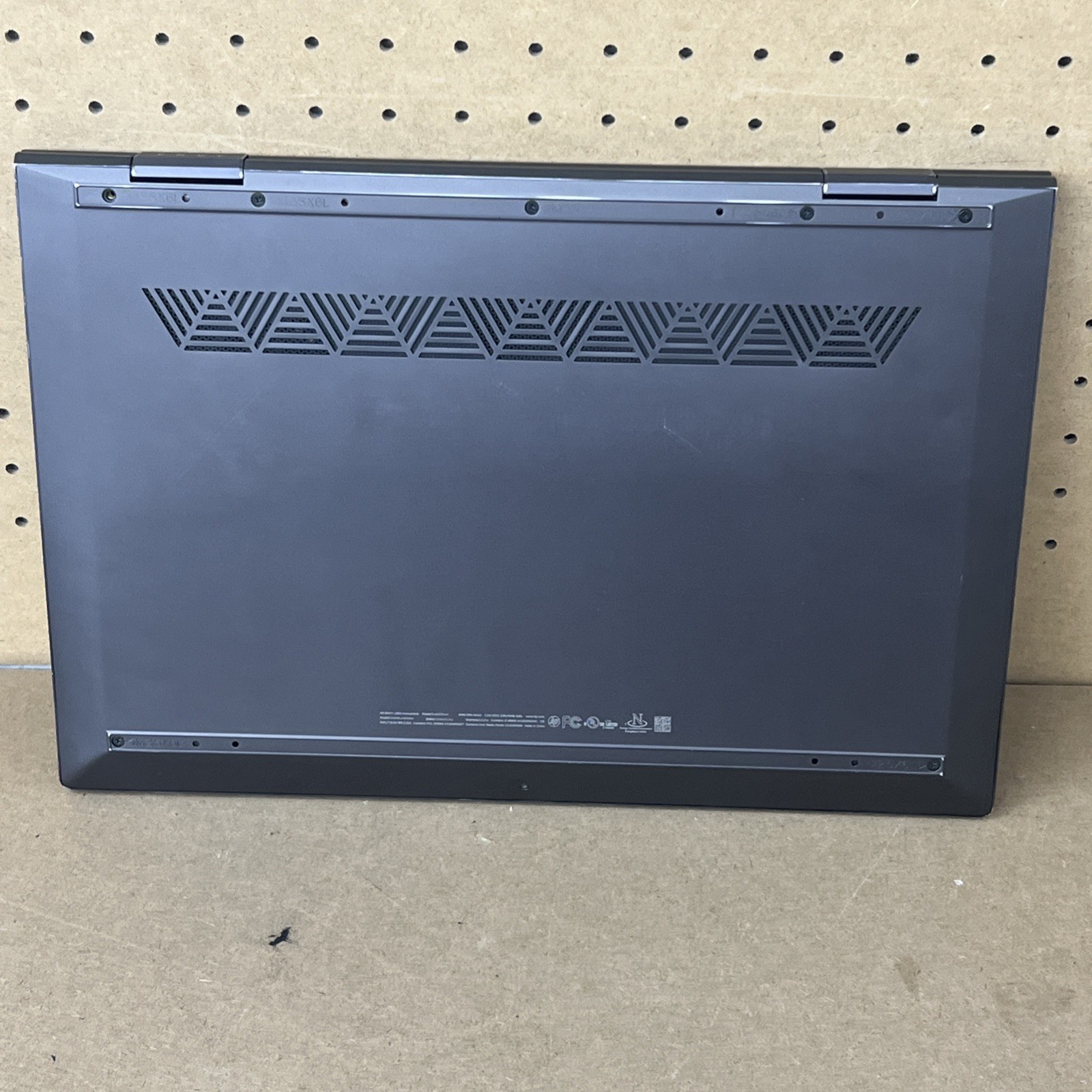 HP Envy x360 15 2-in-1 AMD Ryzen 5 4500U 16GB Ram 512GB -Fair *Bad Drive Health
