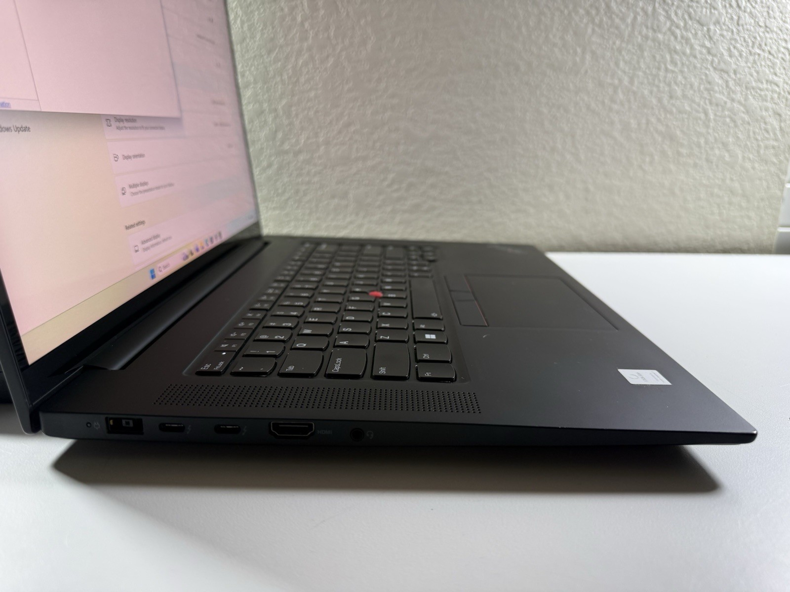 LENOVO THINKPAD P1 Gen 4 TOUCH 4k I7-11850H 512GB 16GB RAM NVIDIA T1200 WIN 11