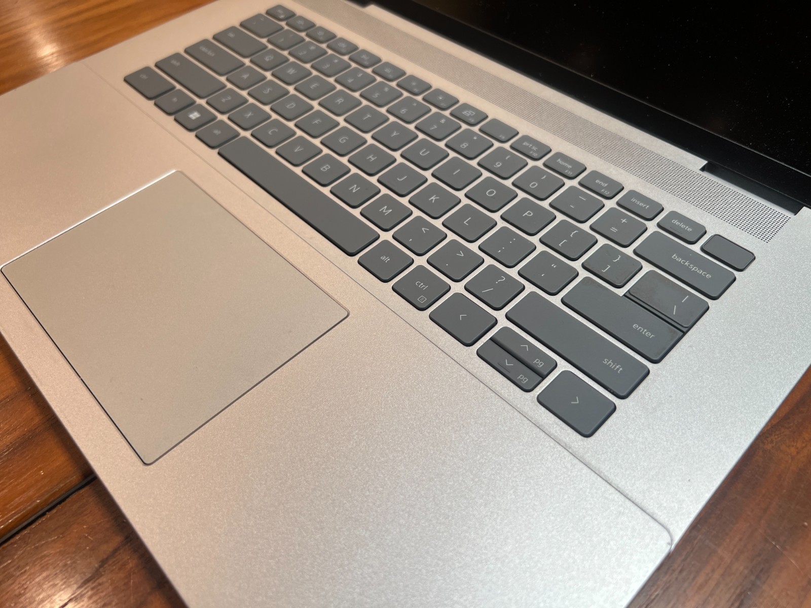 Dell Inspiron 16 Plus 7630 i7-13700H 32GB 1TB RTX 4060 16″ QHD+ Win11
