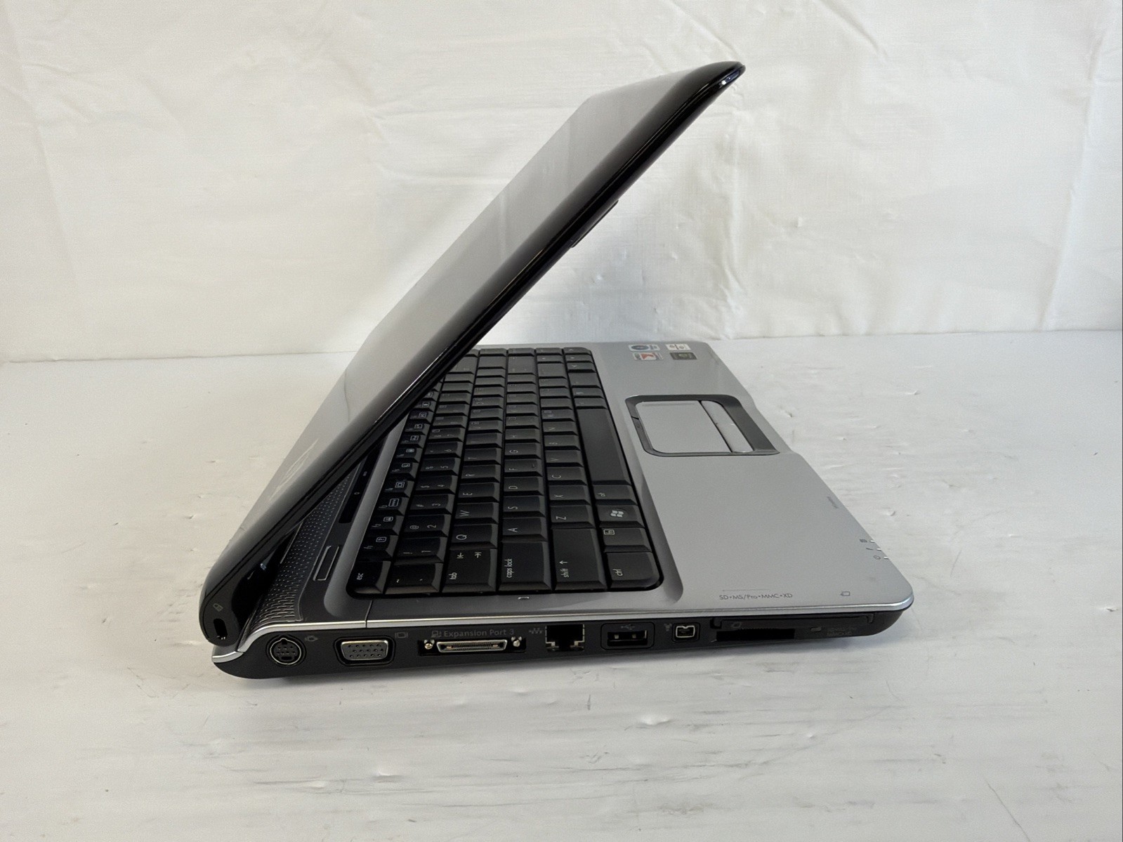 HP Pavilion DV2000 DV2125NR AMD Turion 64 X2 / 1 GB NO HDD / No Batt