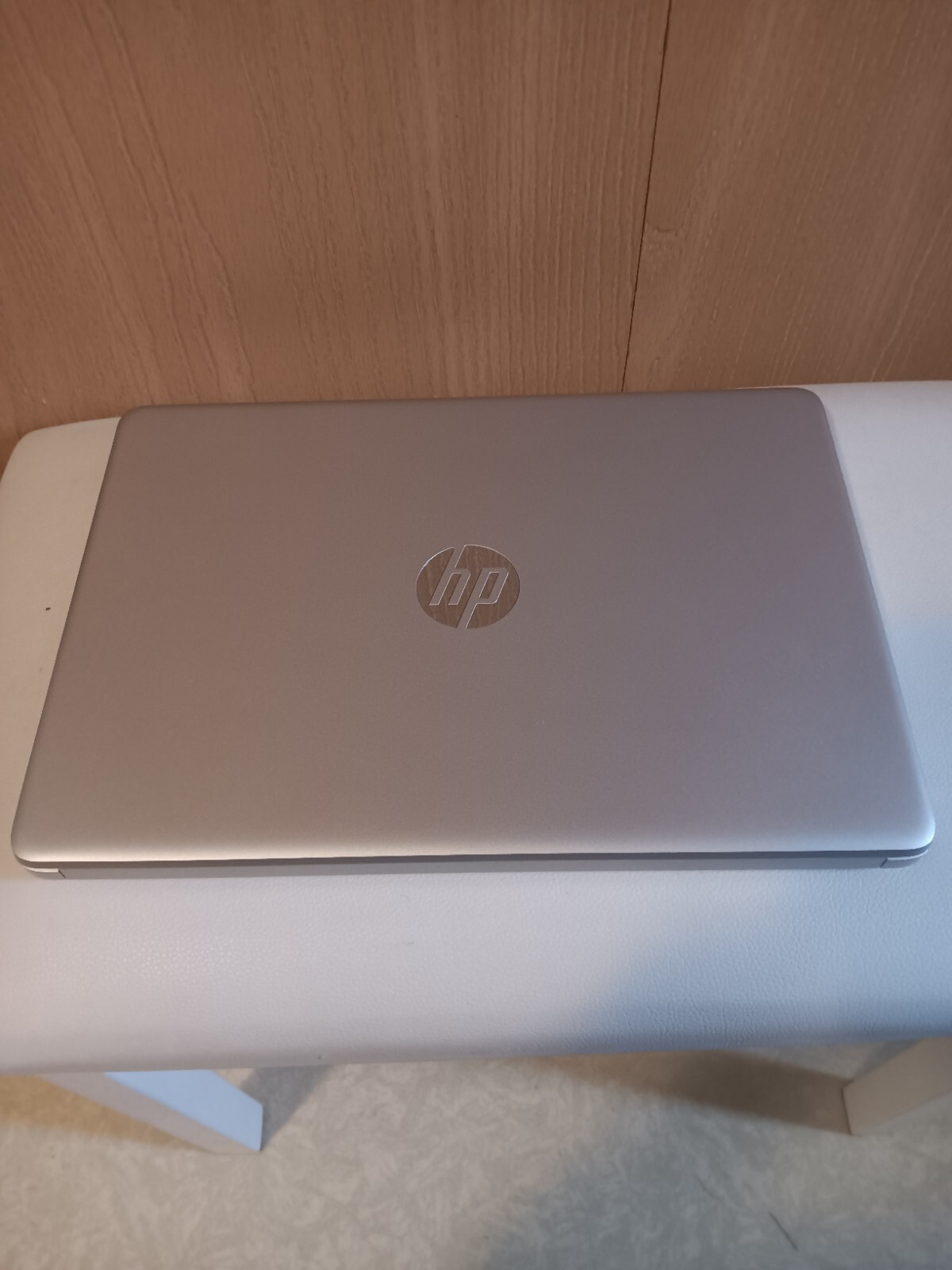 HP Silver 14″ Pentium Gold 5405U @ 2.3Ghz Laptop 4GB Ram UHD 610 Graphics 1GB