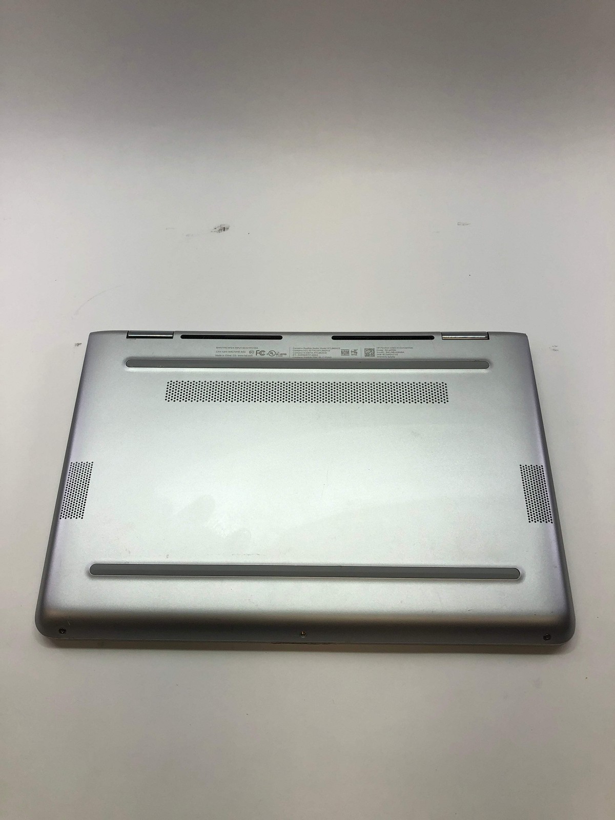 HP Pavilion X360 11.6″ Pentium Silver N5000 1.1GHz 4GB RAM 400GB HDD