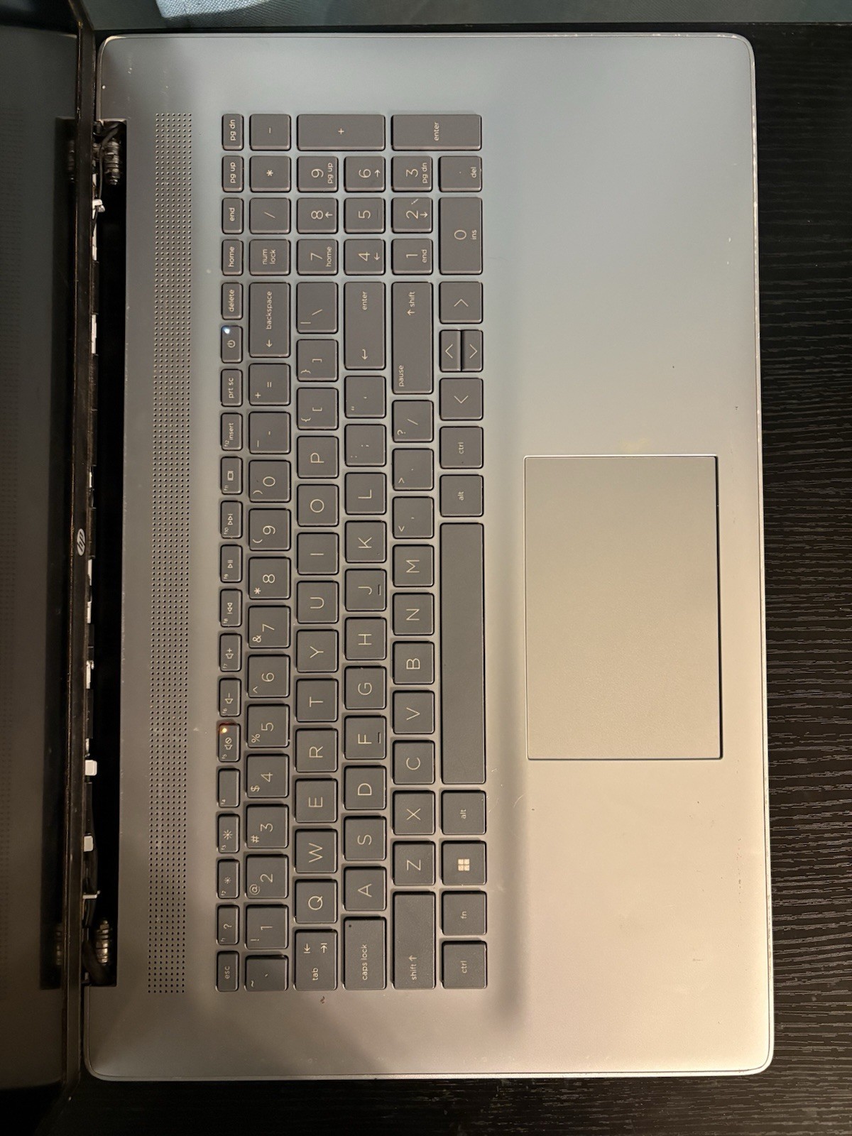 HP 17-cn2283st 17.3” Laptop Intel Core i3-1215u 1.2 GHz 8g RAM 512g SSD