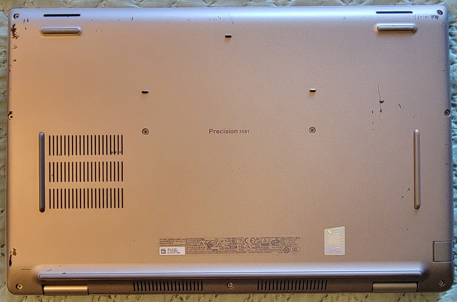 Dell 3561 15.6″ Intel i7-11850H 2.50 GHz 32GBRam 500GB SSD Nvidia T1200GPU Win11