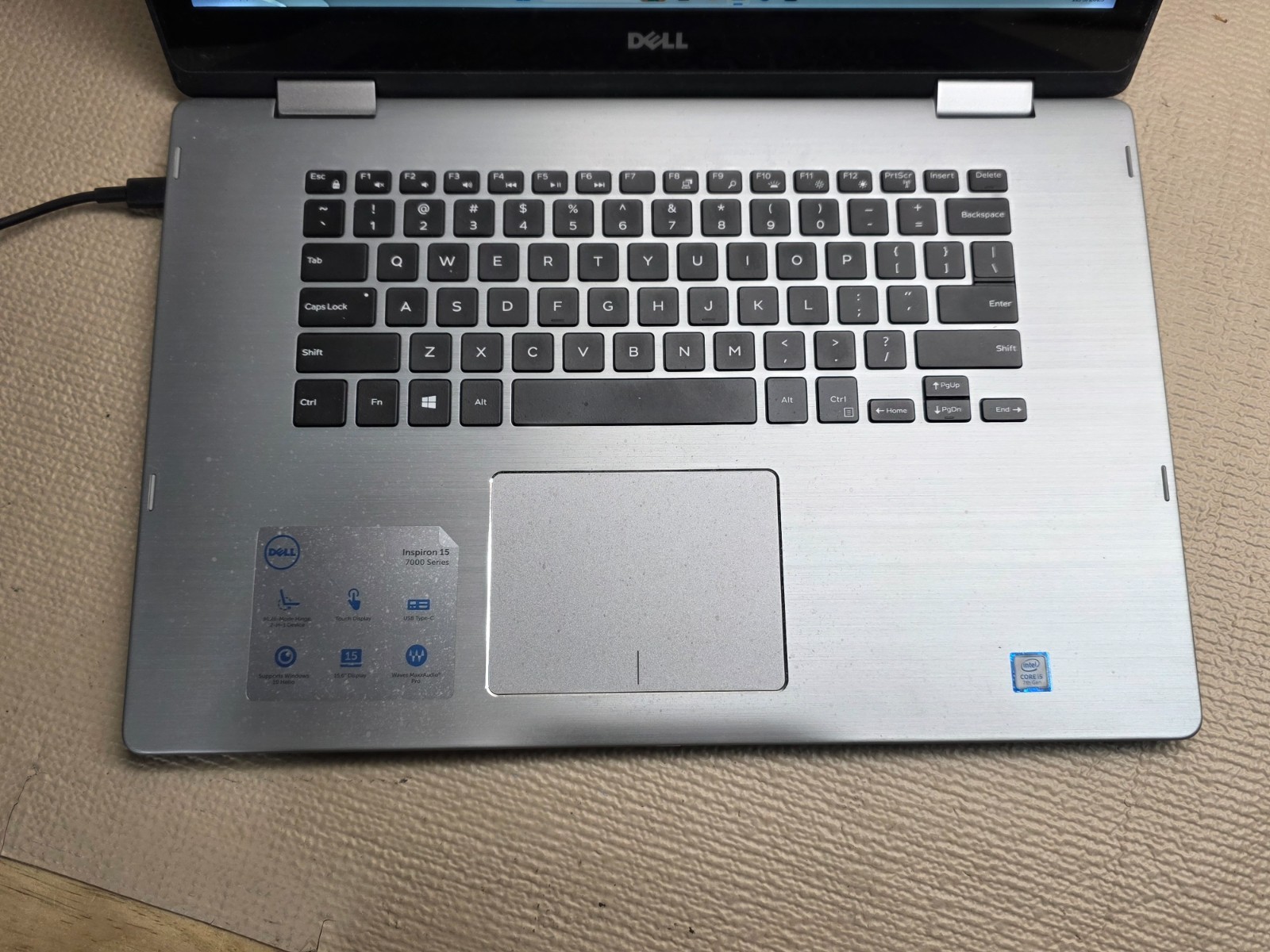 Dell Inspirion 15 7000 Series i5 8GB RAM,240 GB SSD win11 home PLEASE READ