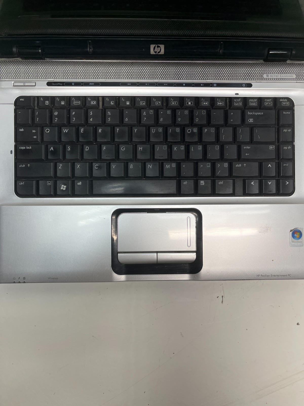 Hp Pavilion dv6700 AMD Turion 64 X2 TL-60 NO RAM NO HDD NO BAT – FOR PARTS