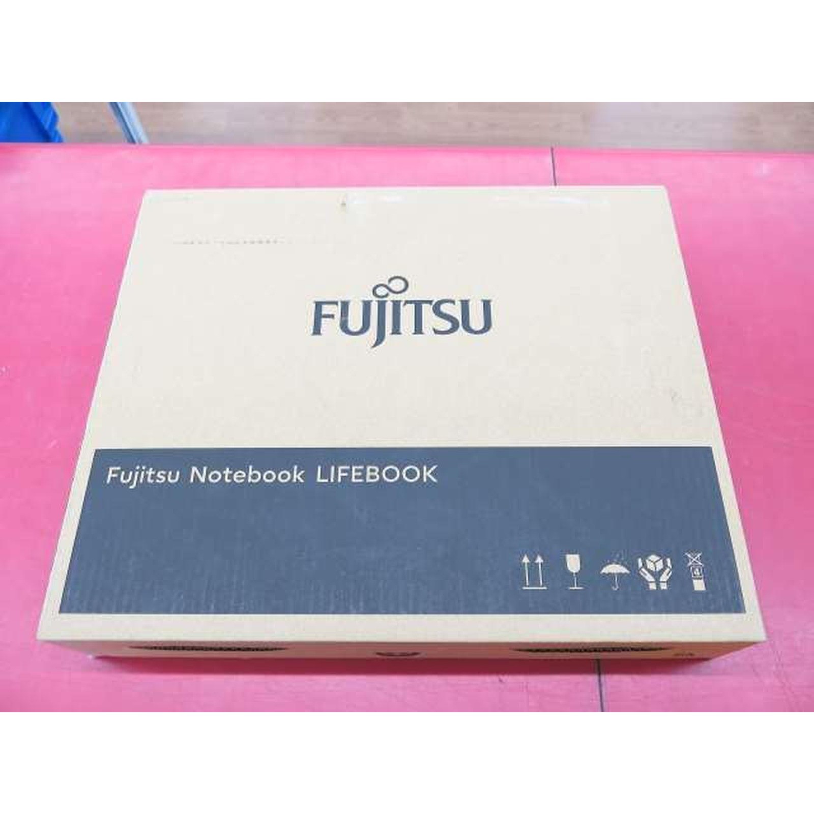 FUJITSU Laptop A5513/RX FMVA0F02CP 15.6″ Core i5 1335U 16GB 512GB SSD Win 11