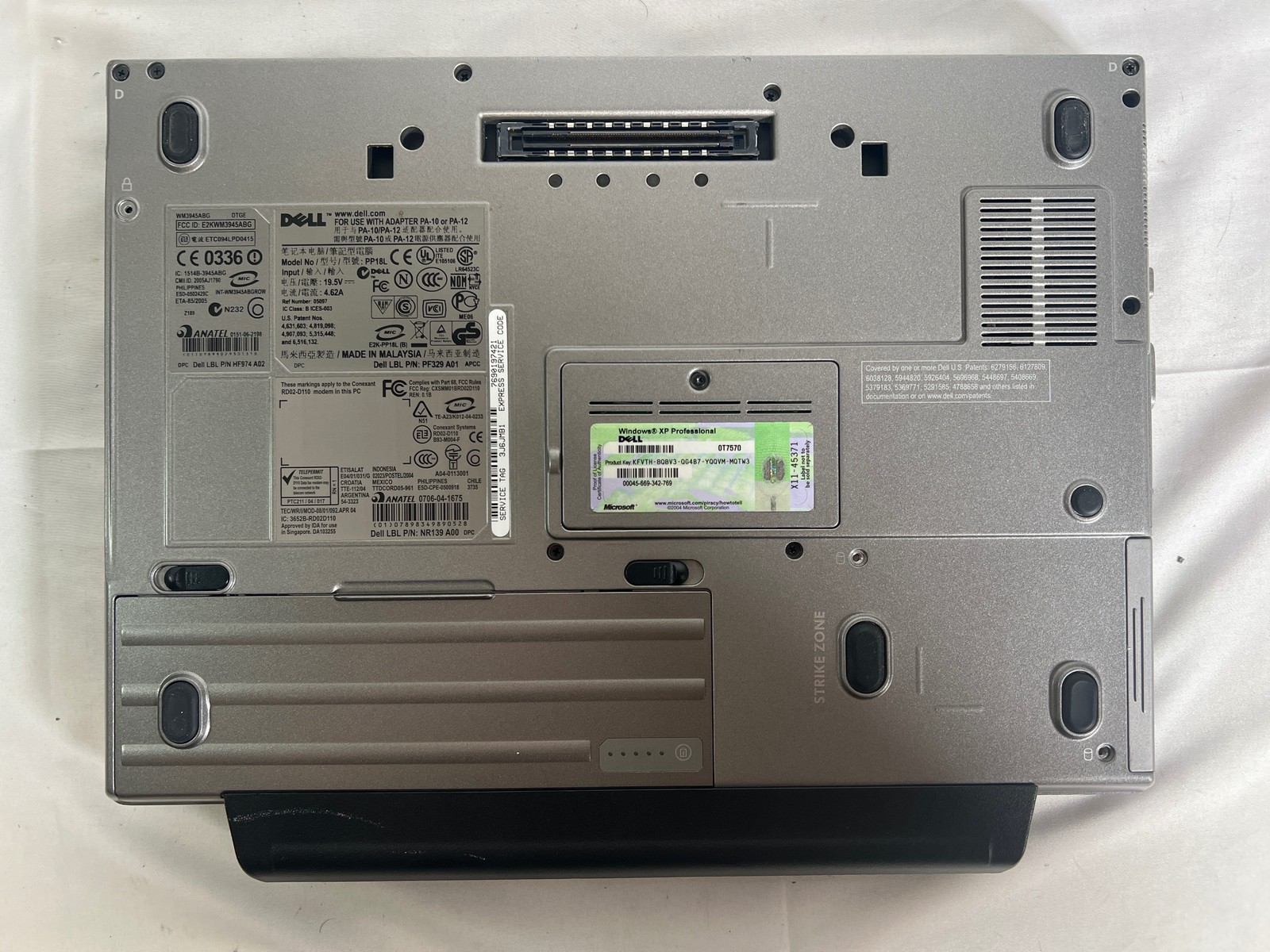 Dell Latitude D620 WinXP Core 2 Duo T2500 2.00GHz 1 GB 320 GB 14″ rs232