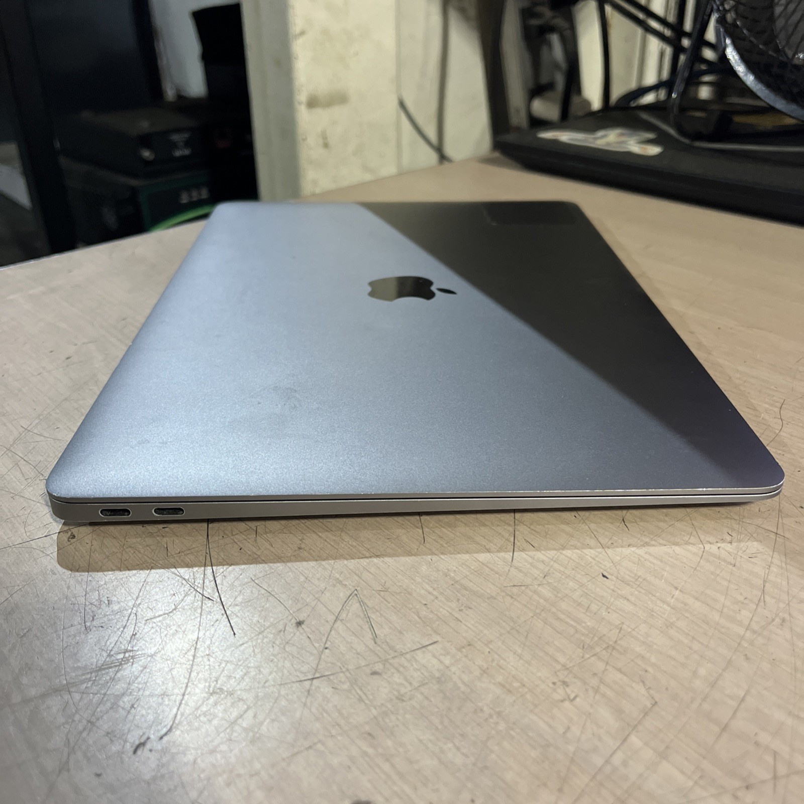 APPLE MACBOOK AIR 13″ SCISSOR, 2020 CORE I3-1000NG4 1.1GHZ 8GB RAM 256SSD