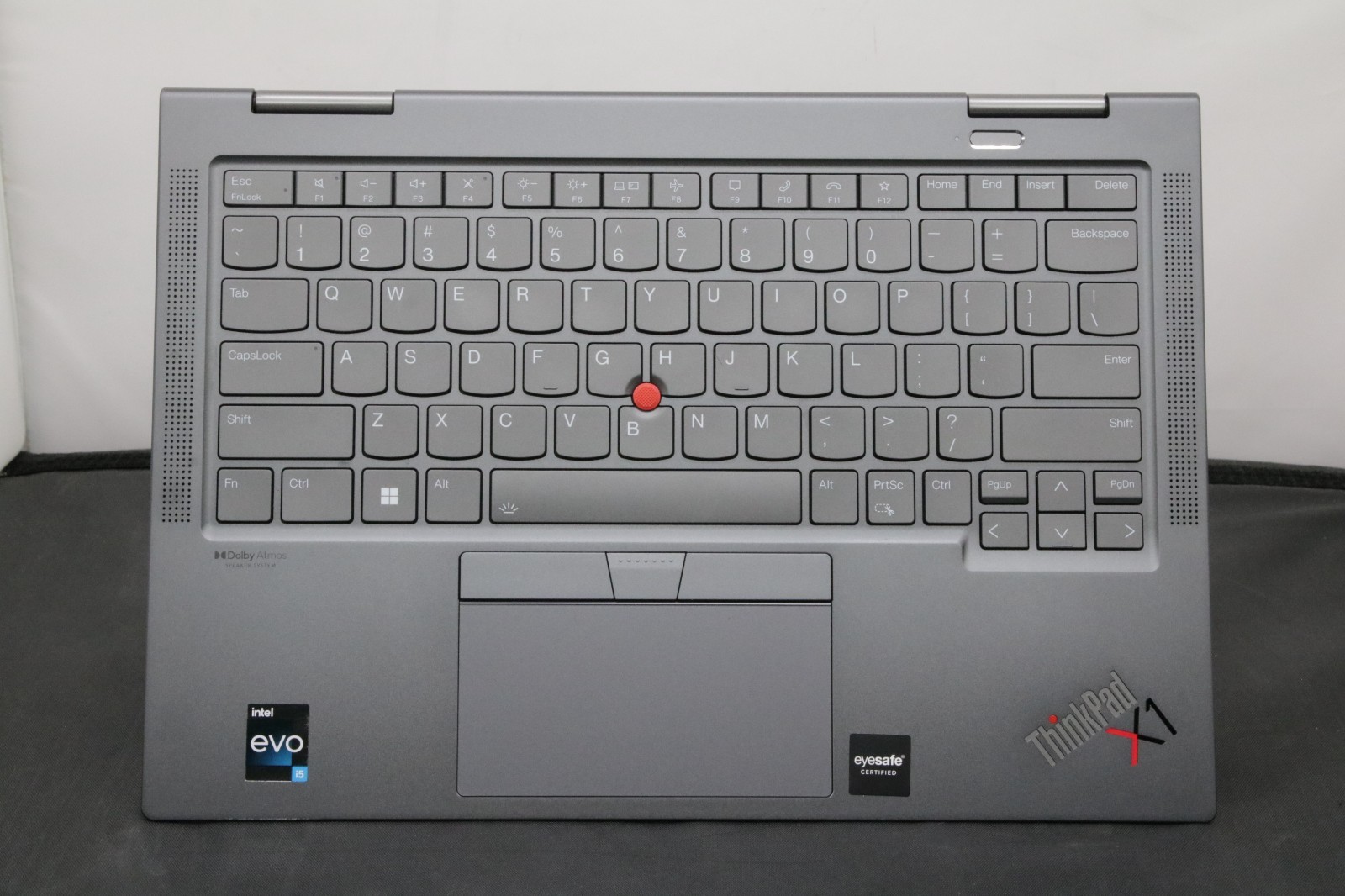 Lenovo ThinkPad X1 Yoga Gen 7 – i5-1235U – 16GB, 256GB, Windows 11 +Adapter
