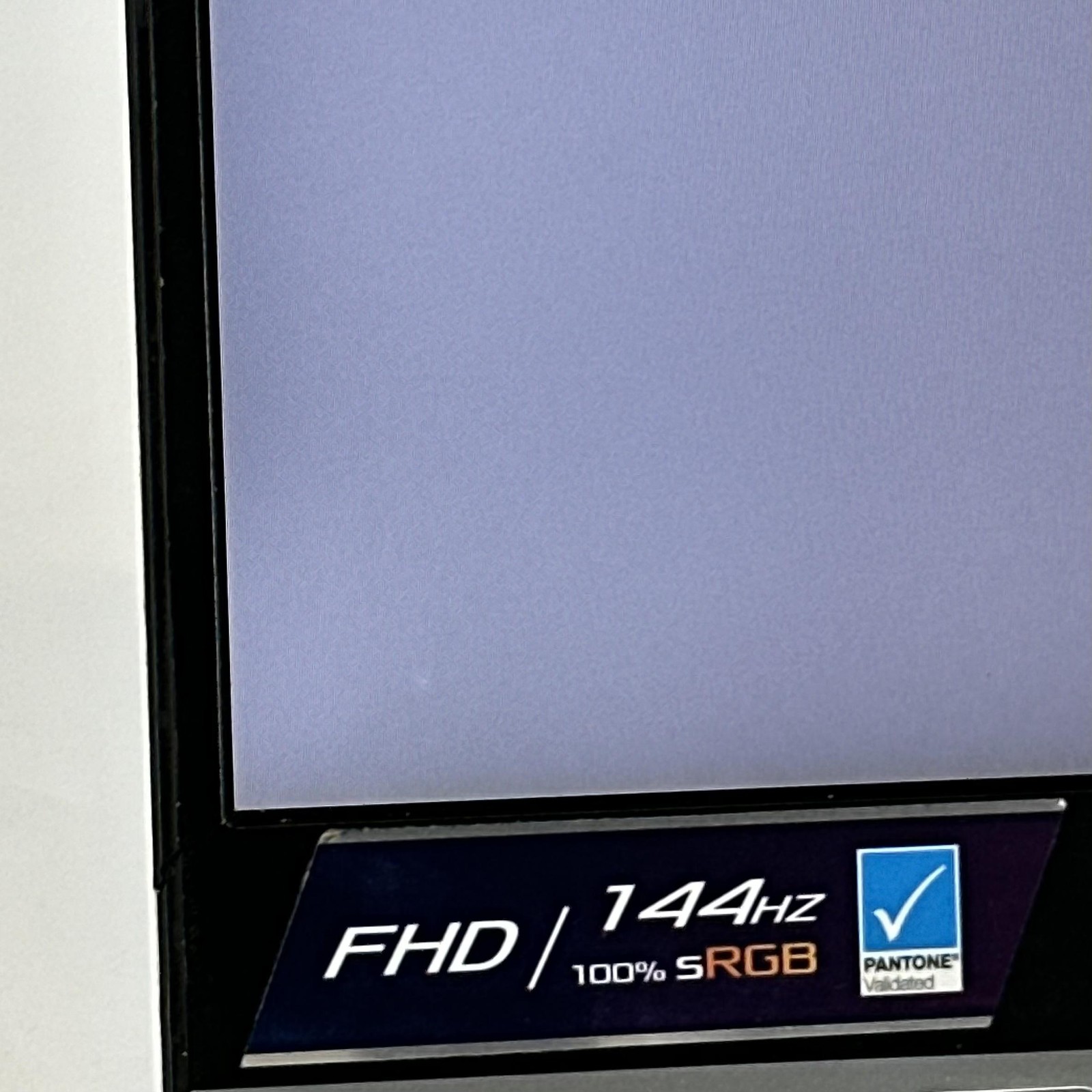 Asus ROG Zephyrus G14 GA401 14 144Hz FHD 3.3GHz Ryzen 9 5900HS 16GB 1TB RTX 3060