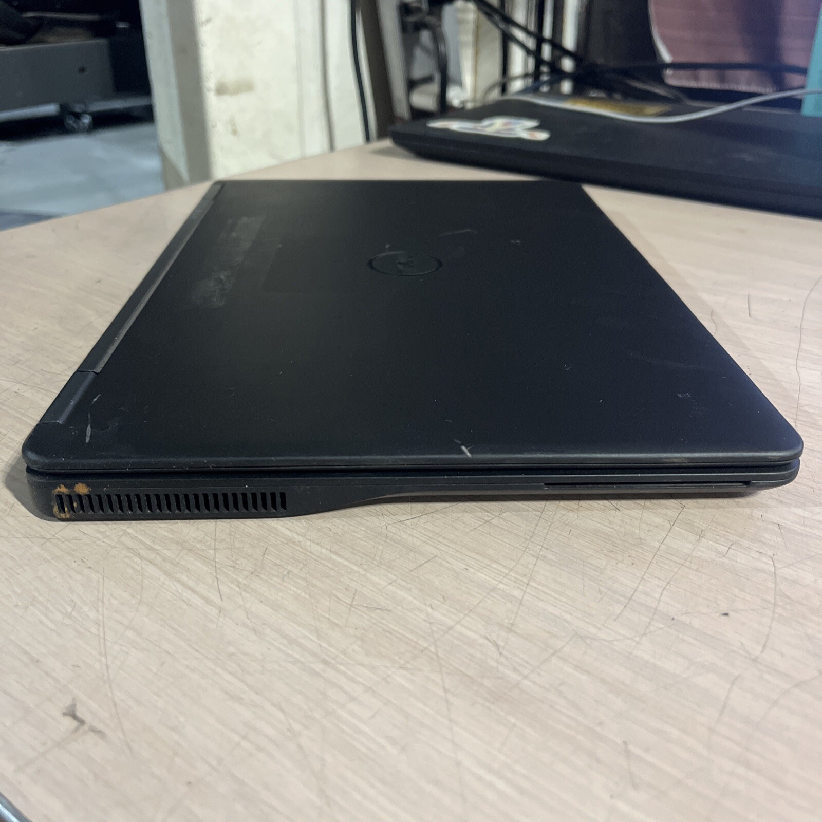 DELL LATITUDE E7250 INTEL CORE I5-5300U 2.30GHZ 4GB RAM NO HD