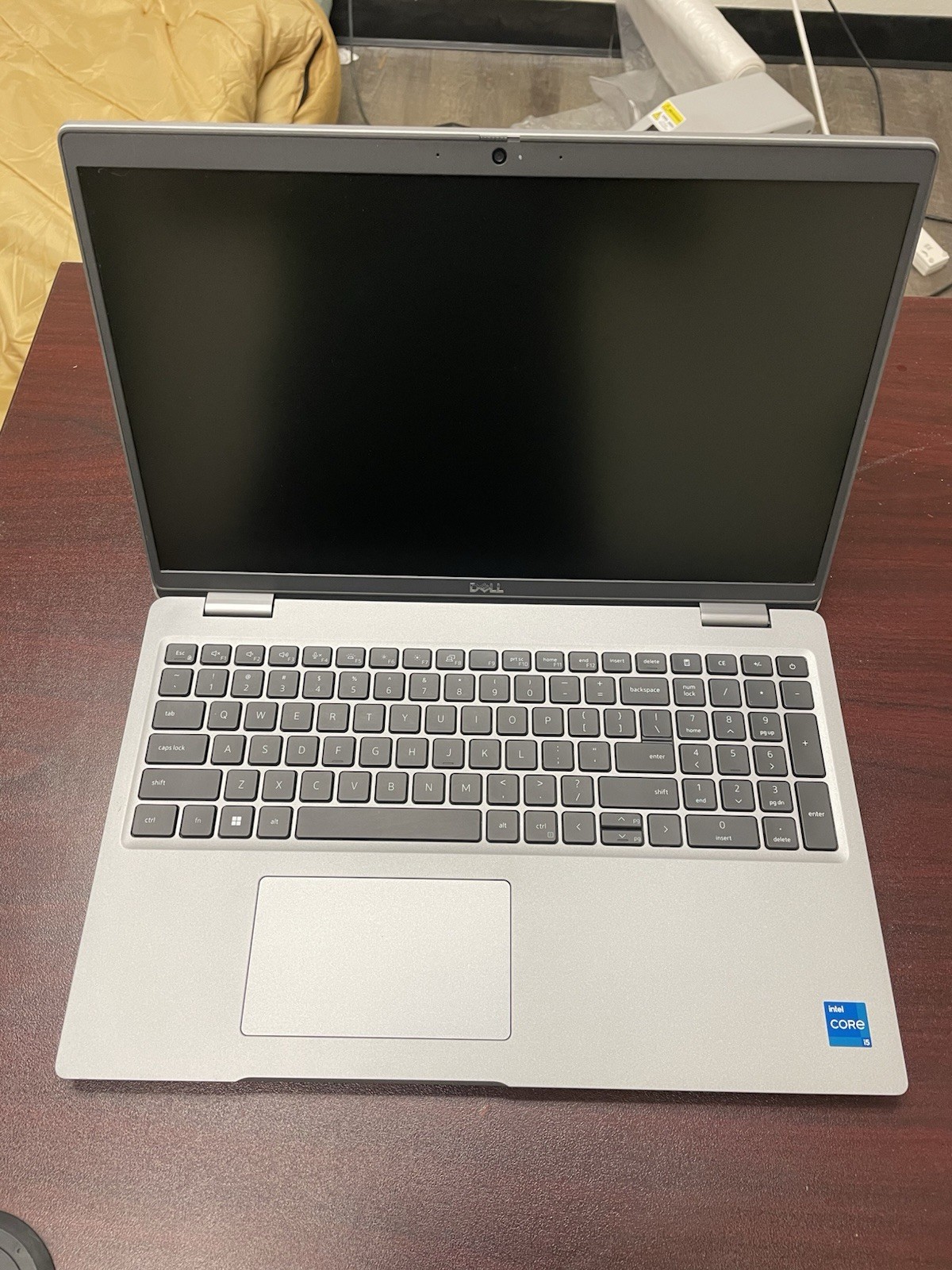 Dell Latitude 5520 15.6” HD i5-1135G7 16GB 256GB SSD Win11 Pro OEM Charger