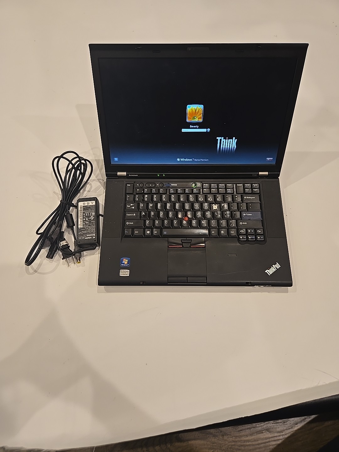 Lenovo ThinkPad T510 Intel Core i5-M520 2.66GHz 4GB Ram 256 GB HDD