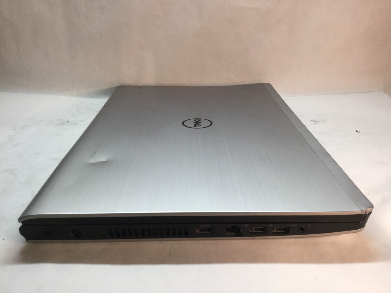 Dell Insipron 3541 15″ Laptop AMD A4-6210 AMD RADEON R3 – DOES NOT POWER -MZ