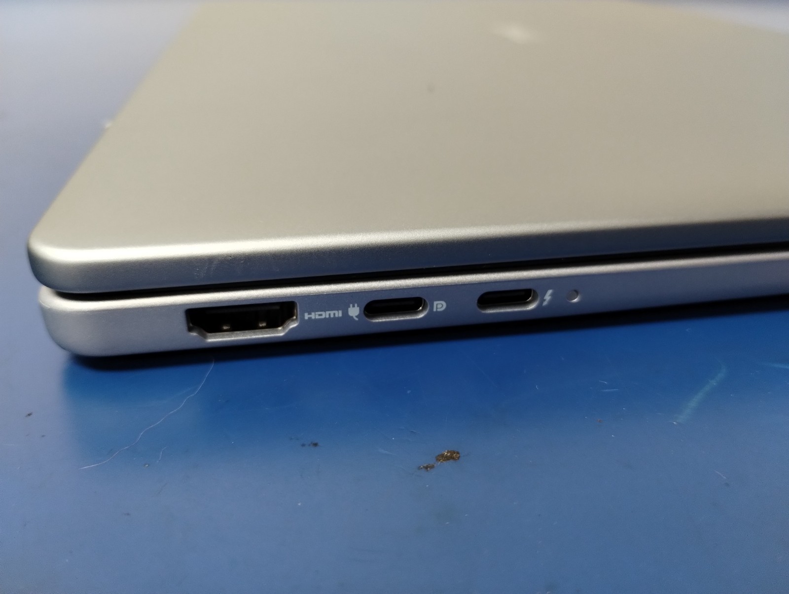 DELL 16 DB16250 VPVXG, Intel Core Ultra 9 288V, 3.30 GHz, 32 GB RAM, 1 TB NVMe