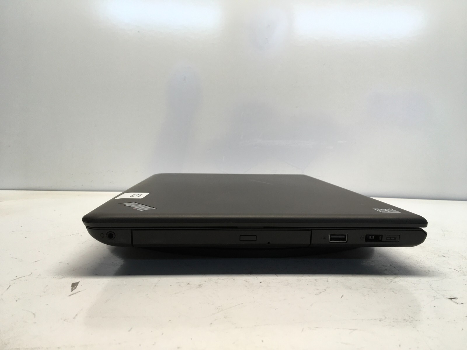 Lenovo ThinkPad E550 Intel i3-4005U 1.7GHz 4 GB NO HDD