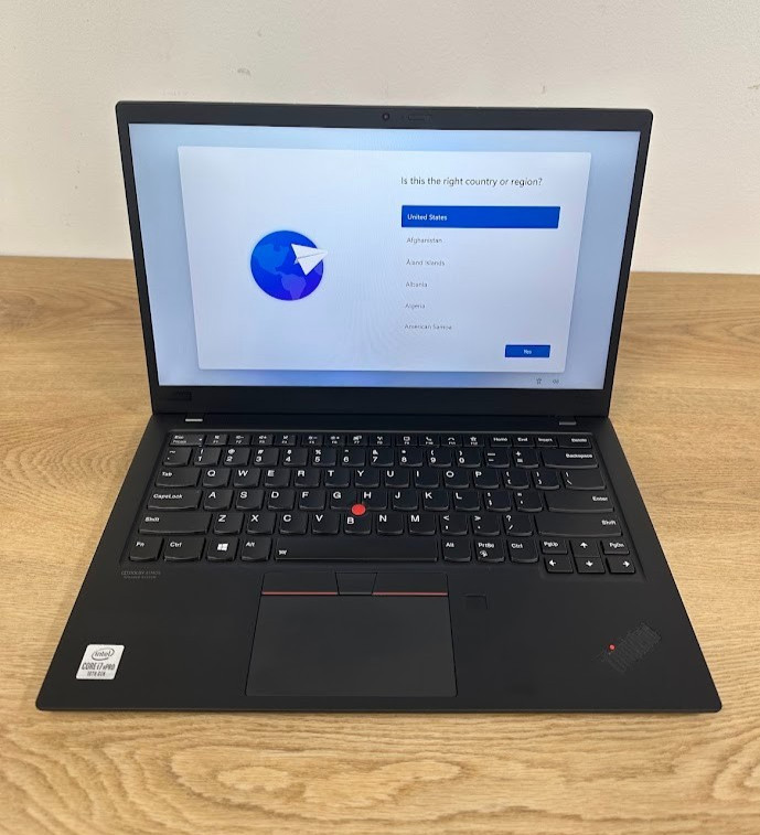 Lenovo ThinkPad X1 Carbon Gen 8, Core i7 10610U 16GB DDR4 UHD Graphics 512GB SSD