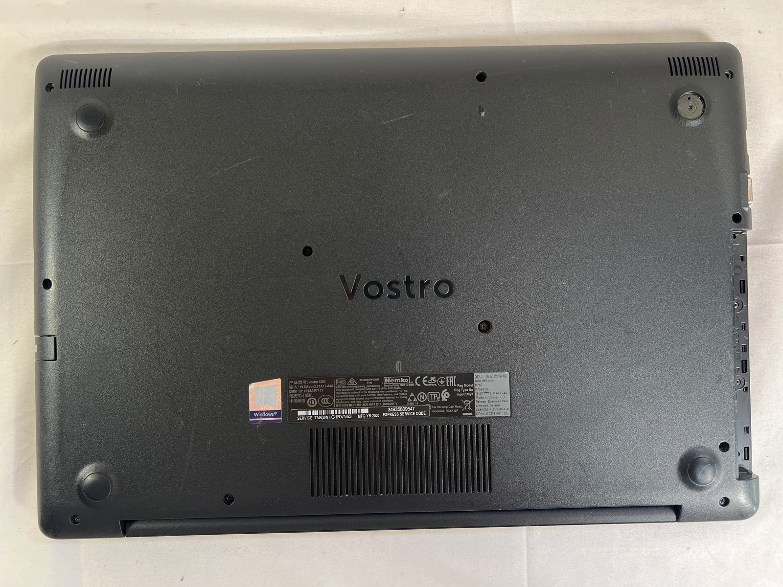 Dell Vostro 3590 Intel Core i7-10510U 8 GB 256GB SSD 15.6″