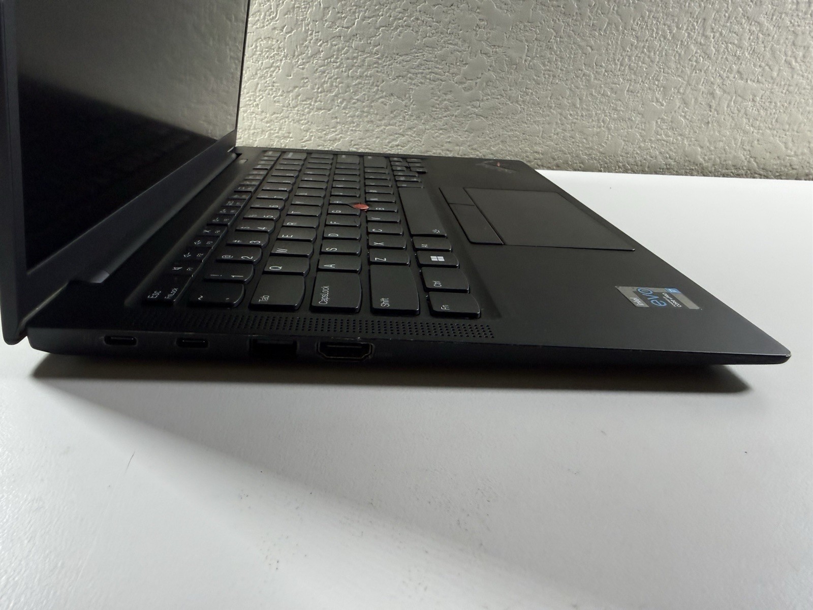 Lenovo ThinkPad X1 Carbon 9th Gen i7-1185G7 16GB DDR4 512GB NO BATTERY WIN 11