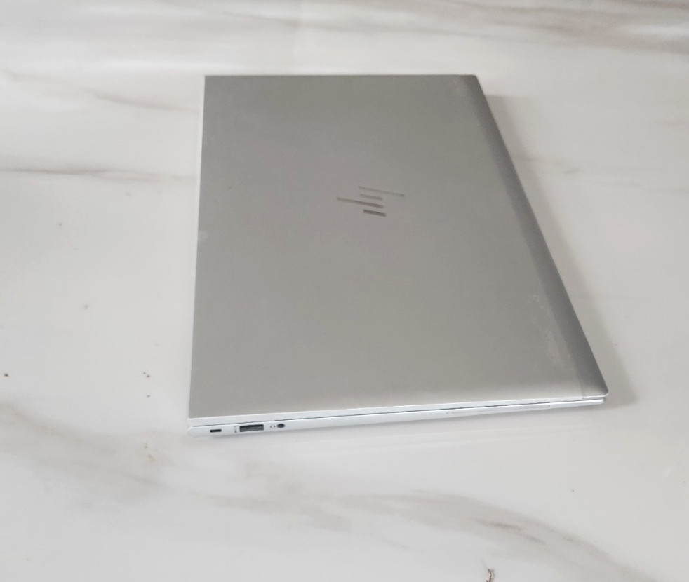 HP EliteBook 850 G8 15.6″ (Intel Core i5-1135G7, 256GB SSD, 16GB RAM) Laptop…