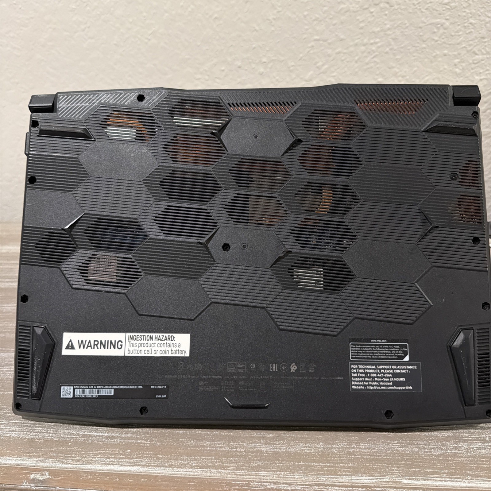 MSI Katana A15 AI Gaming Laptop AMD Ryzen 9 8945HS RTX 4070 16GB 1TB 15.6″ WIN11