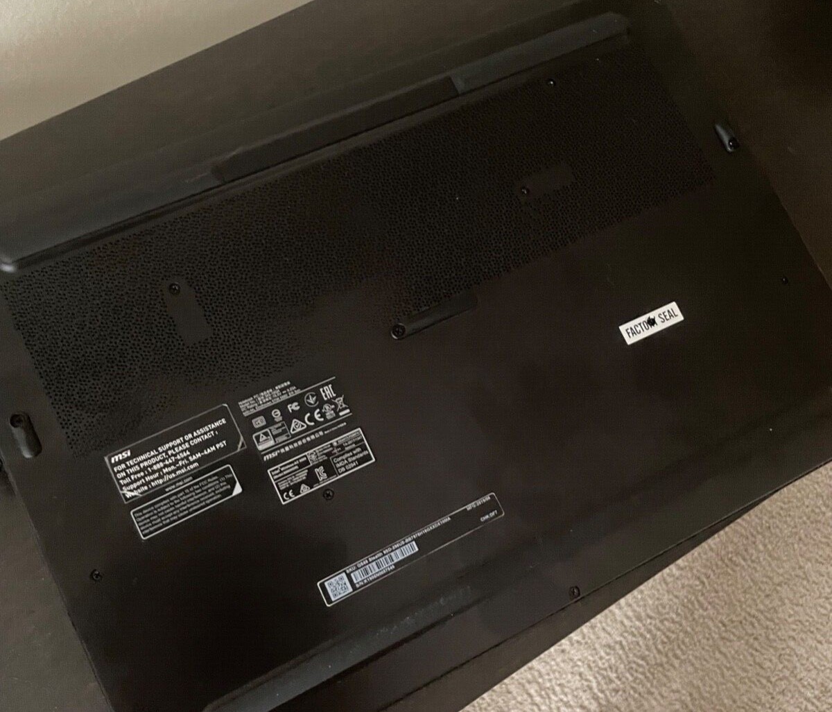 MSI GS65 Stealth 1668 15.6″ (1.5TB, Intel Core i7 9th Gen., GTX 1660Ti)