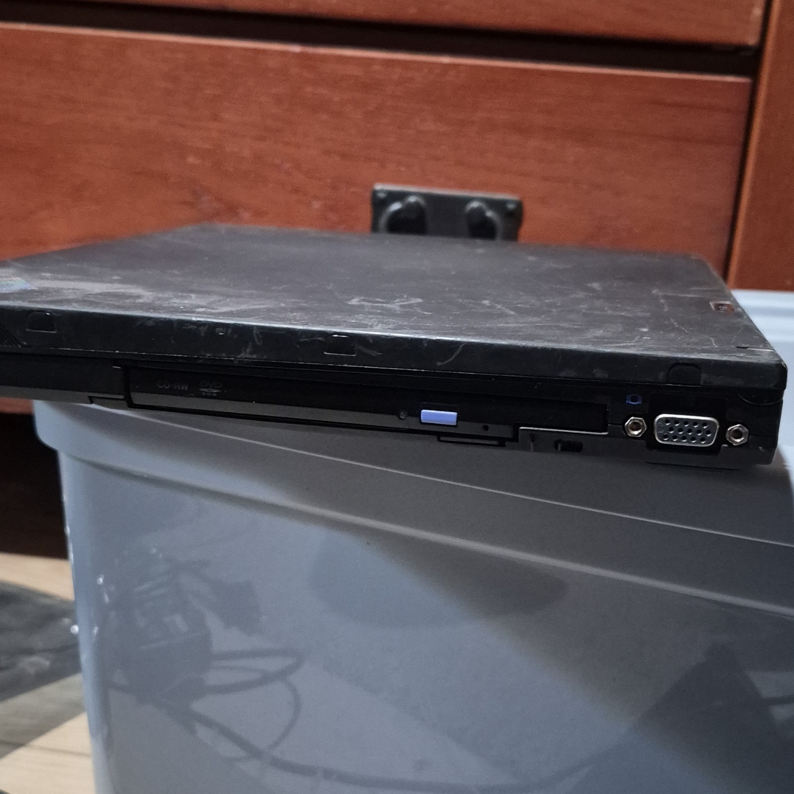 IBM ThinkPad T40 14in Intel Centrino Windows XP Wi-Fi Notebook Laptop