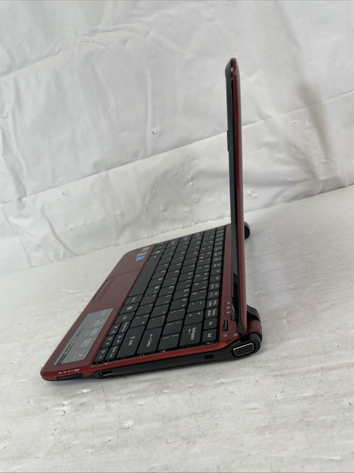 Acer Aspire One ZA3 A0751h-1145 11.6″ Intel Atom 1.33GHz 1GB RAM 150GB HDD WinXP