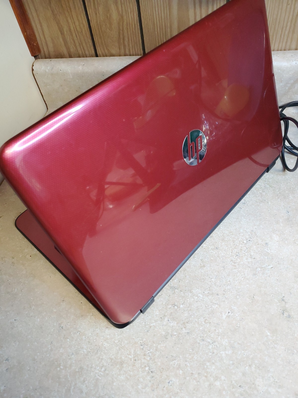 “HP 15.6” Laptop Pentium N3540 4GB 500GB HDD – Bad Battery – Works Plugged In”